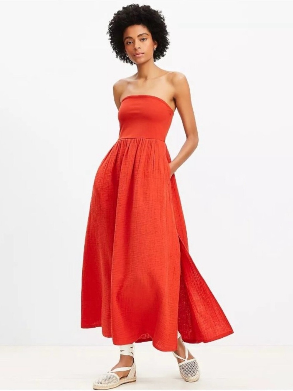 LOFT Beach Strapless Mixed Media Gauzy Dress with Pockets.
NWT size Medium